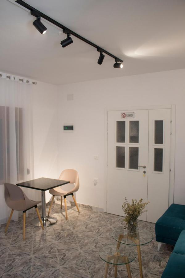 Apartamento Vila Shehaj Luxury Vlorë Exterior foto